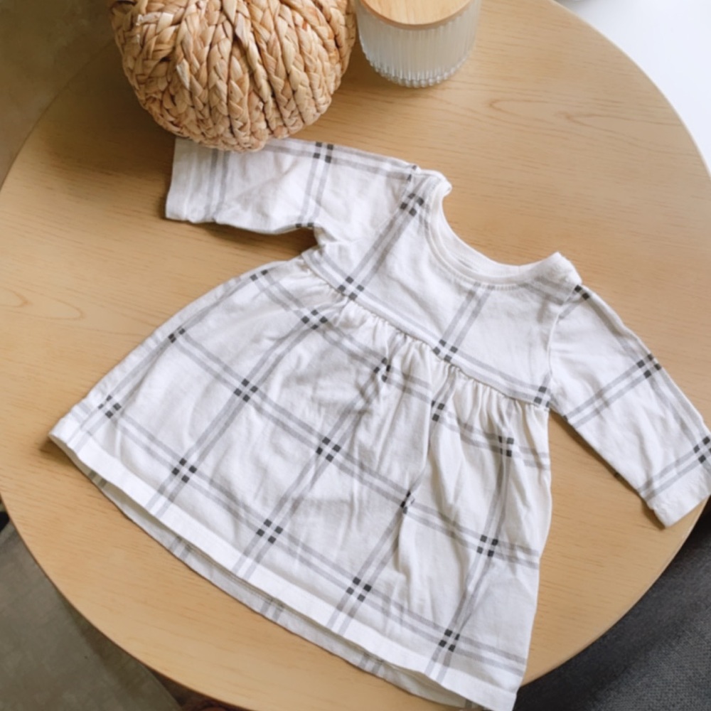 Old navy 0-3 months dress